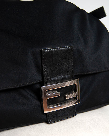 Fendi Baguette Mamma negro